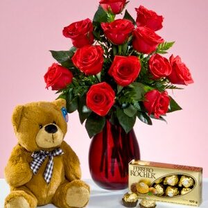 12 Red Roses Vase Teddy Chocolates