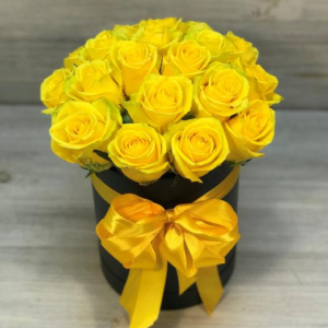 15 Yellow Roses Box