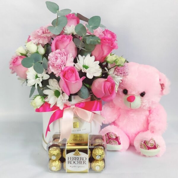 Box of Pink White Flowers Teddy Ferrero