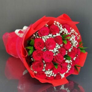 24 valentine roses