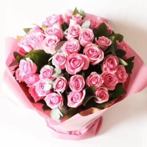 pink roses bouquet