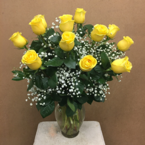 12 Yellow Roses Vase