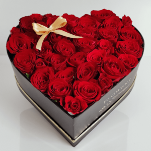 36 Red Roses Heart